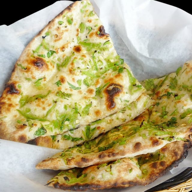 Green Chilli G Naan.
